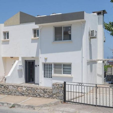Villa Blue Kyrenia  Bagian luar foto